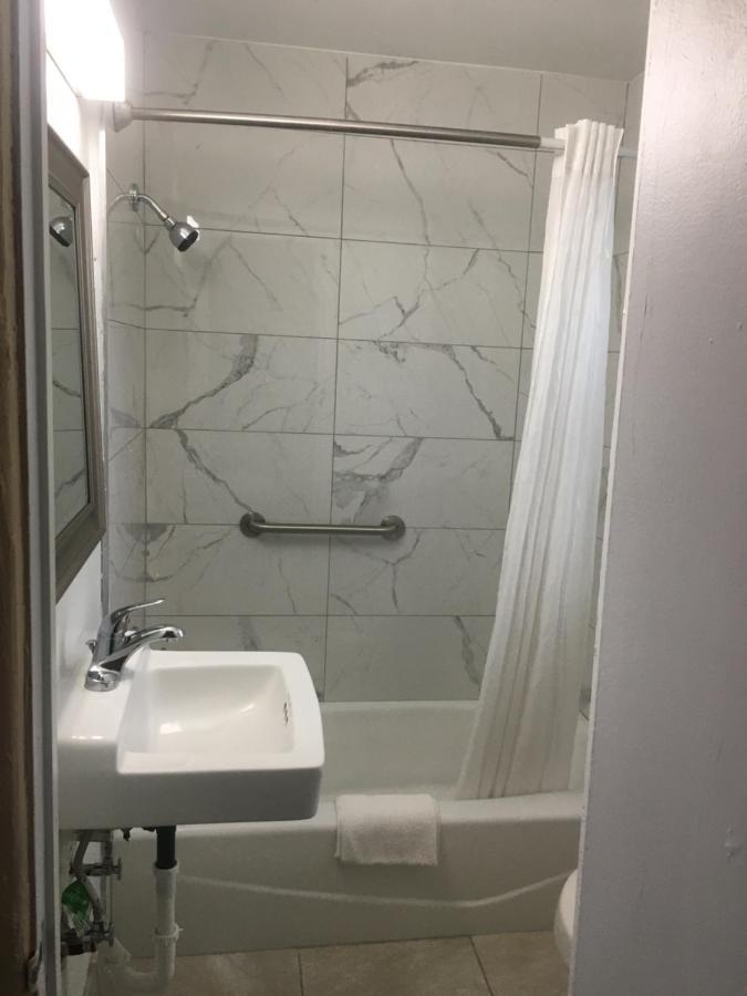 A1A Travel Inn Ormond Beach Extérieur photo